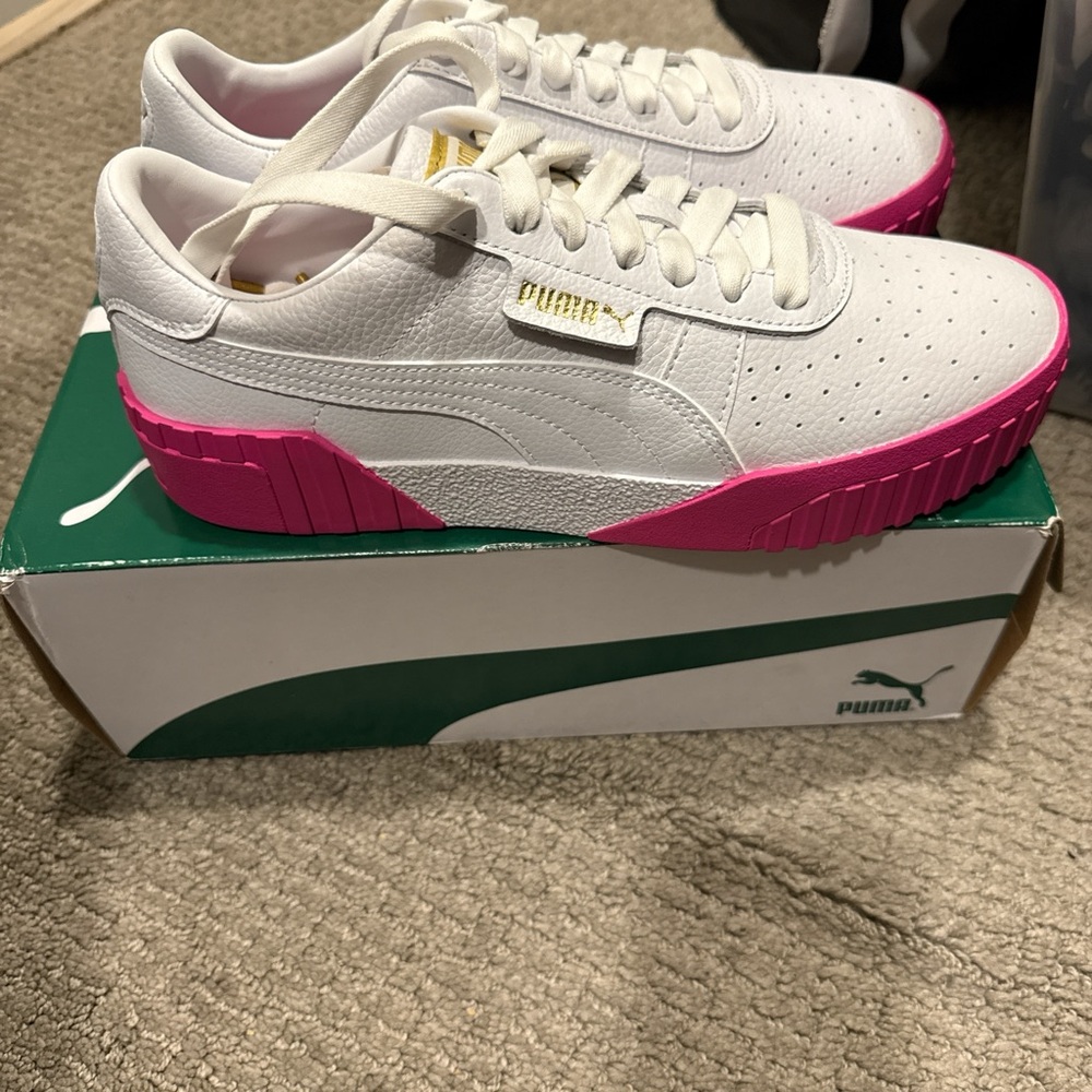 PUMA Women's White and Hot Pink Sneakers